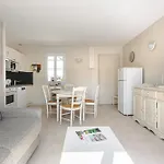 Vakantiehuis Pingettes 4 *