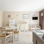Vakantiehuis Pingettes 4 *